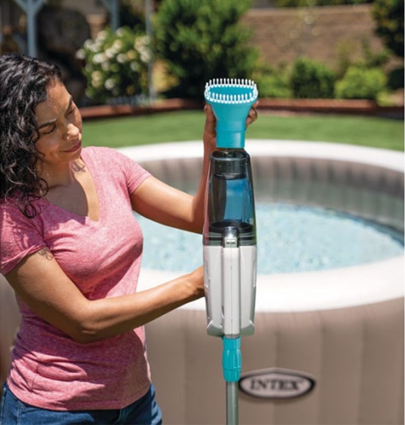 ASPIRATEUR-PISCINE-ET-SPA-INTEX