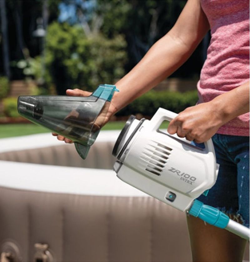 ASPIRATEUR-PISCINE-ET-SPA-INTEX