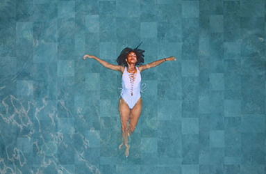 Rendu en eau pour liner rock coloris basalte